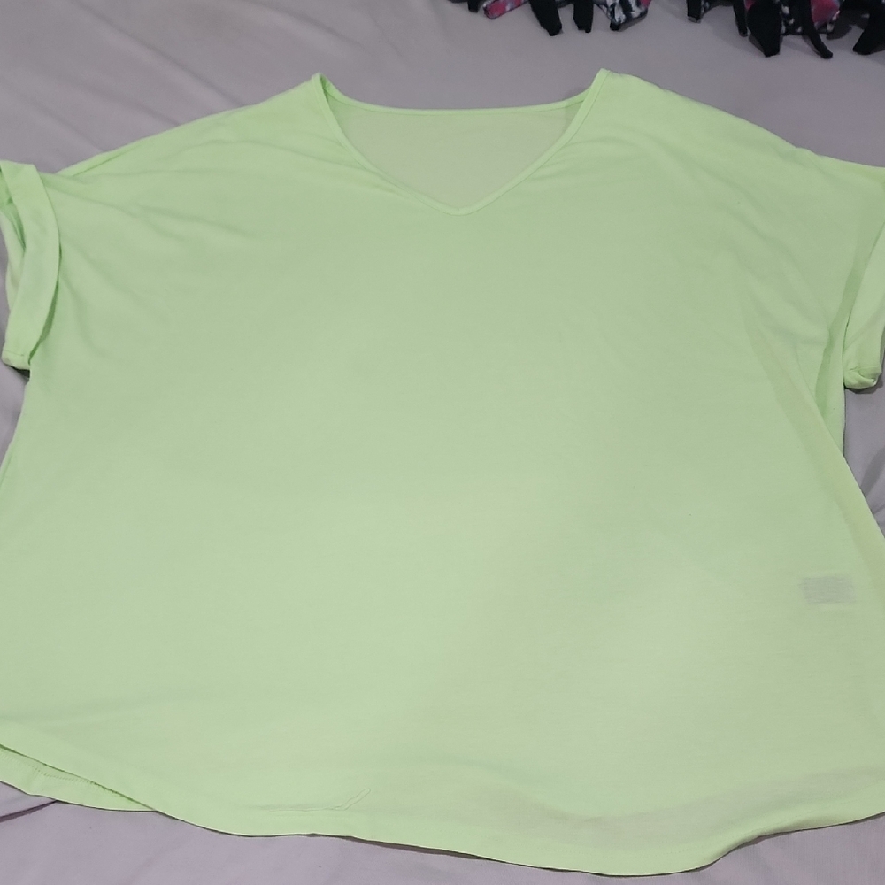 Fashion Nova Light Green V-Neck Tee